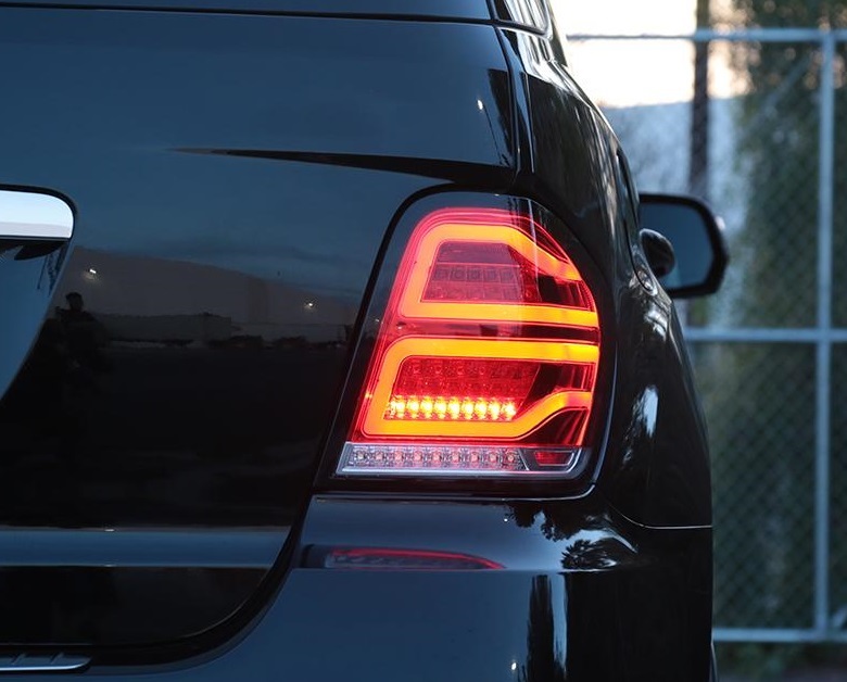 Tail Lights Mercedes ML W164 09-11 LED Tube Red